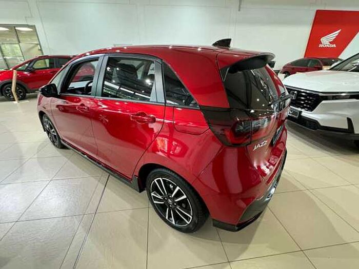 Honda Jazz 1.5 Advance Sport. .. 1.5 Advance Sport