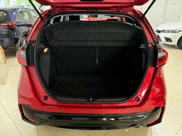 Honda Jazz 1.5 Advance Sport. .. 1.5 Advance Sport