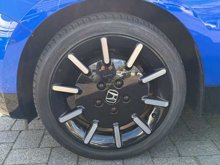 Honda e Advance 17 ZollTop|Ganzjahresreifen... Advanc ZollTop|Ganzjahrsrifn...