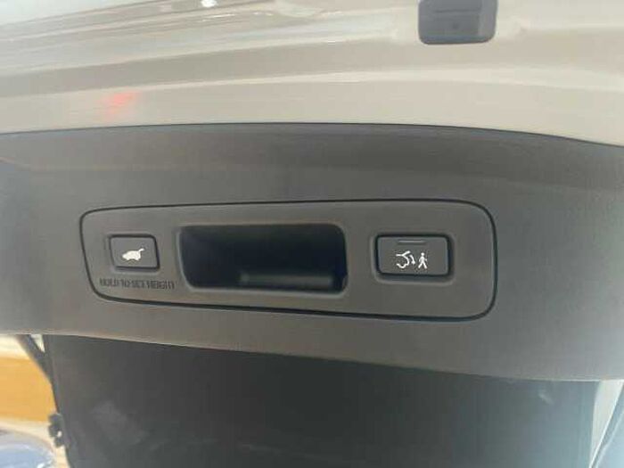 Honda HR-V Hybrid 1.5 Advance Style MJ25.. .