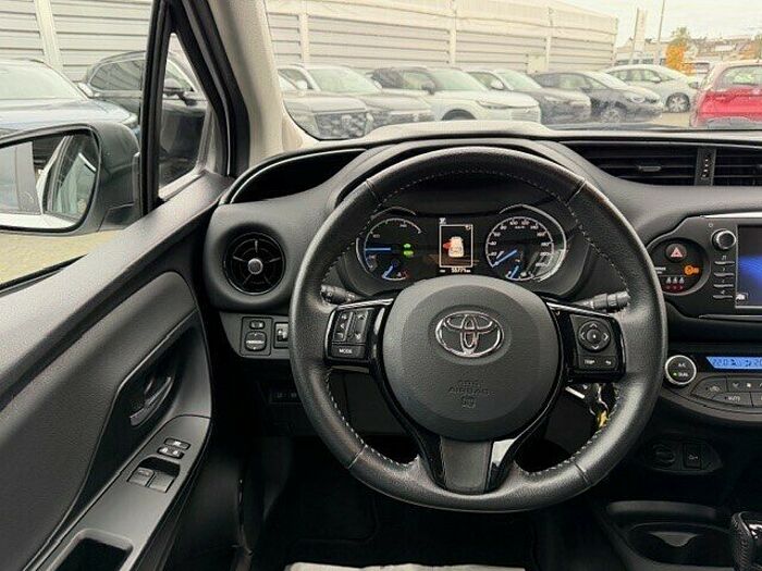 Toyota Yaris Hybrid Team D|Allwetter|RFK|1.Hand...