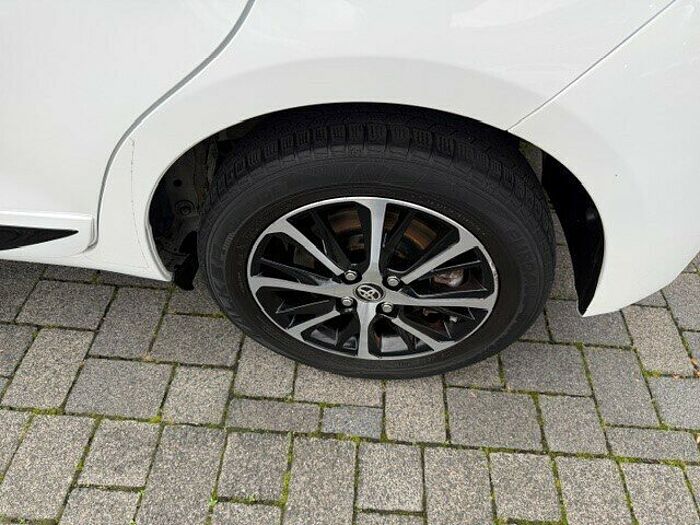 Toyota Yaris Hybrid Team D|Allwetter|RFK|1.Hand...