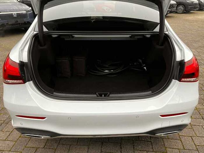 Mercedes-Benz A 250 e AMG Line|Leder|AHK. .. Advanced