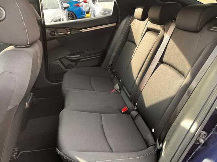 Honda Civic 1.0 Elegance CVT Automatik|Allwetter...