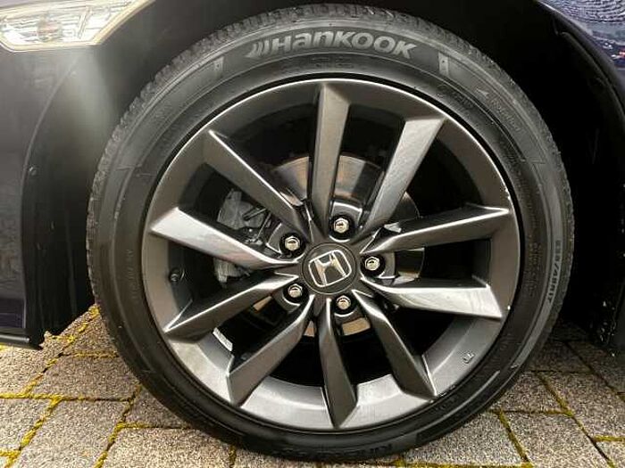 Honda Civic 1.0 Elegance CVT Automatik|Allwetter...
