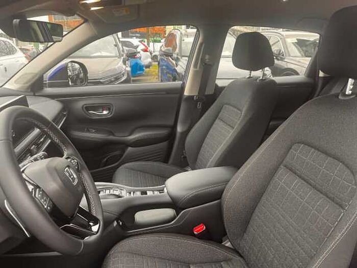 Honda ZR-V e:HEV Elegance|Allwetter|Navi|RFK... Elegance