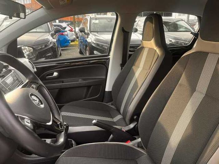 Volkswagen up! 1.0 high up!|Allwetter|5Türen|1.Hand... |Allwetter|5Türen|1.Hand...