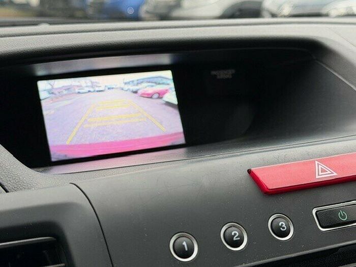 Honda CR-V Lifestyle 4WD Automatik nur 56000 km!...