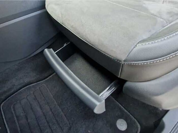 Volkswagen Caddy Style 1. Hd.|Behindertengerecht|8-Fach...