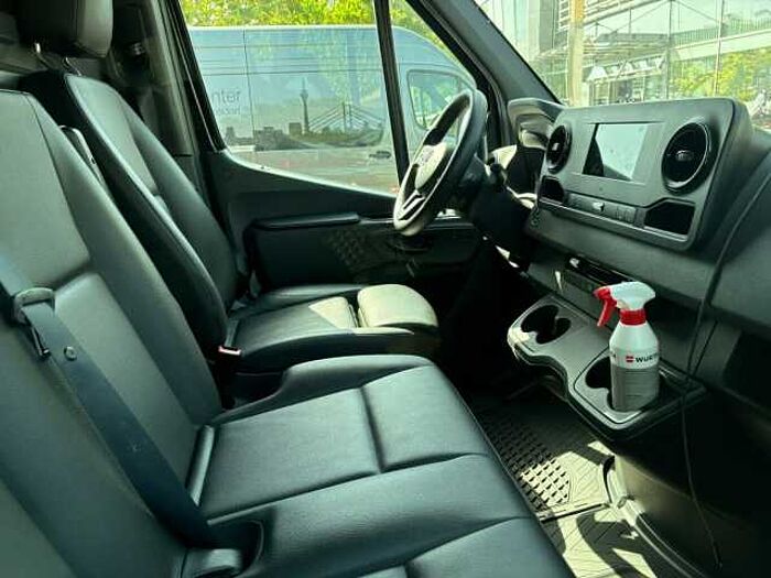 Mercedes-Benz Sprinter 319 RWD L3|AT|AHK|Navi|360.. .