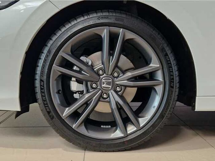 Honda Civic Hybrid e: HEV Sport|BlackEmblem. .. Sport