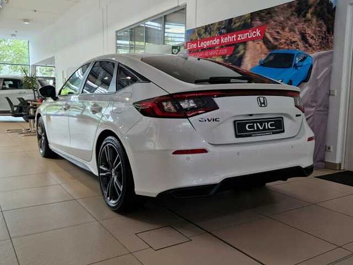Honda Civic Hybrid e: HEV Sport|BlackEmblem. .. Sport