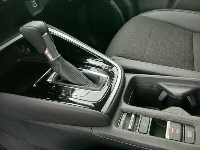 Honda HR-V Hybrid 1.5 Advance LED|Allwetter|Navi...
