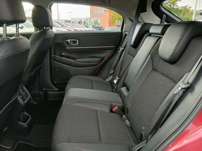 Honda HR-V Hybrid 1.5 Advance LED|Allwetter|Navi...