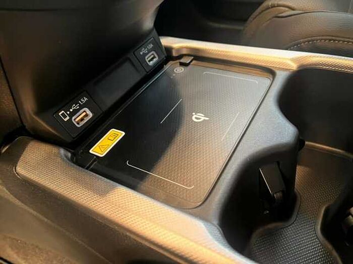 Honda CR-V 2.0 HYBRID 4WD Executive Pano|HUD|LED...