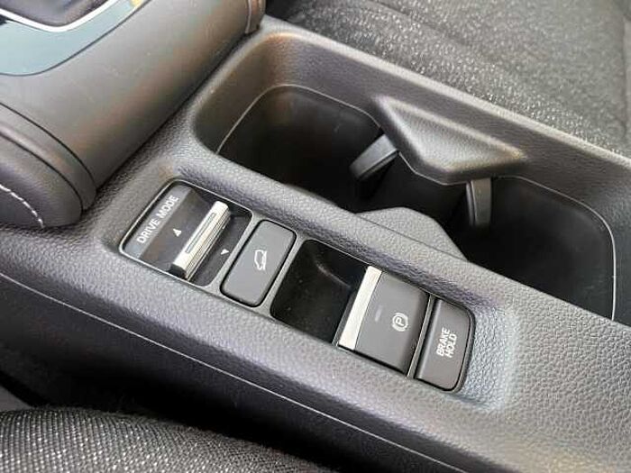 Honda HR-V Hybrid 1.5 Elegance|Navi|RFK|MagicSeats... Elegance