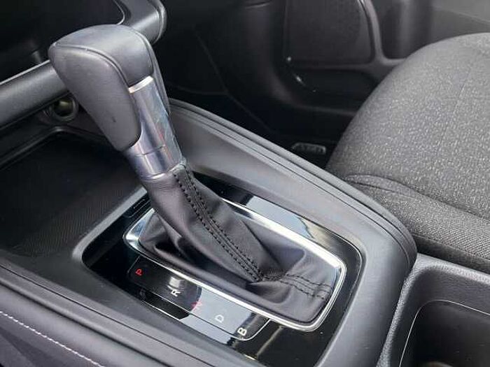 Honda HR-V Hybrid 1.5 Elegance|Navi|RFK|MagicSeats... Elegance